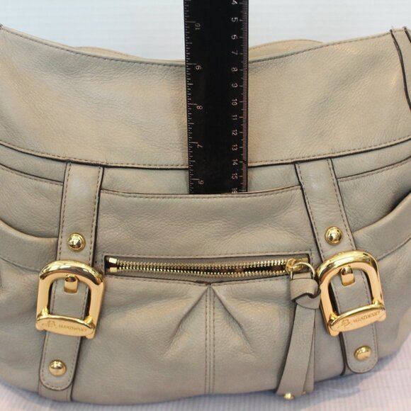 B. Makowsky Leather Shoulder Bag Beige w/gold hardware - Picture 12 of 16